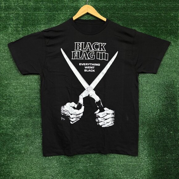 Black Flag Everything Went Black Punk Rock Band T-Shirt Size Extra Large - Picture 1 of 5